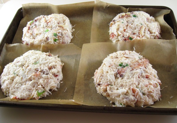 Crab cakes formed